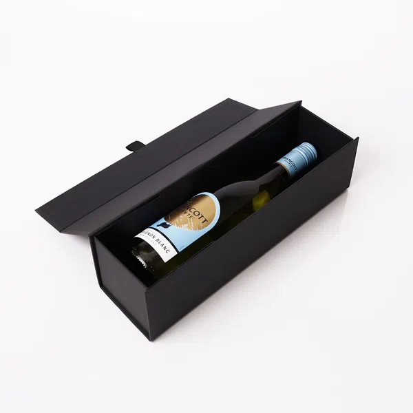 Luxury Black Ribbed Bottle Magnetic Gift Box